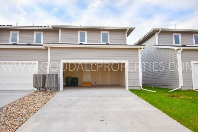 Building Photo - 16609 Wilden Dr