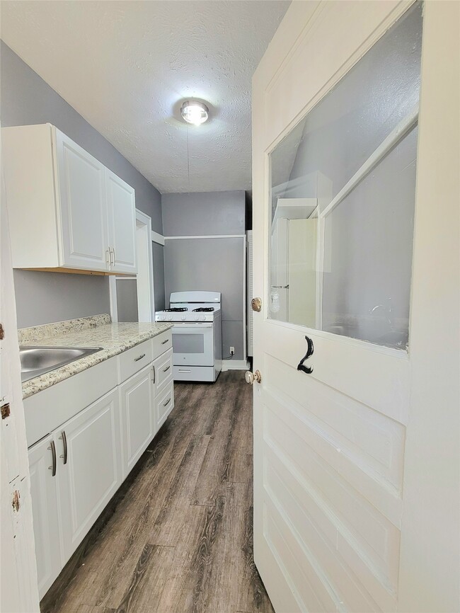 Building Photo - 1238 Peden St
