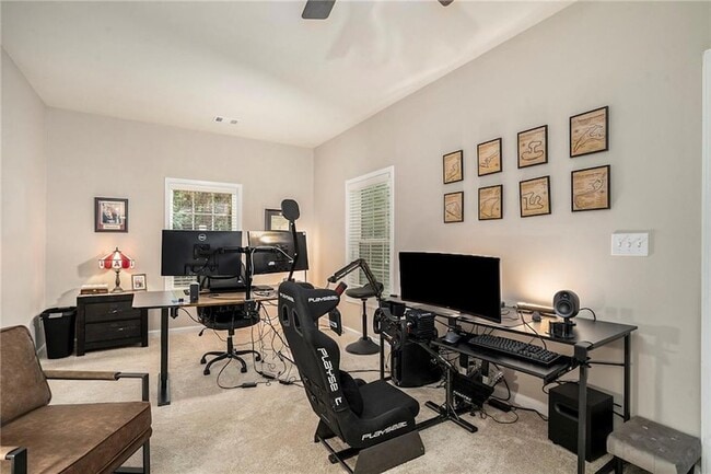 Building Photo - 12807 Doe Dr