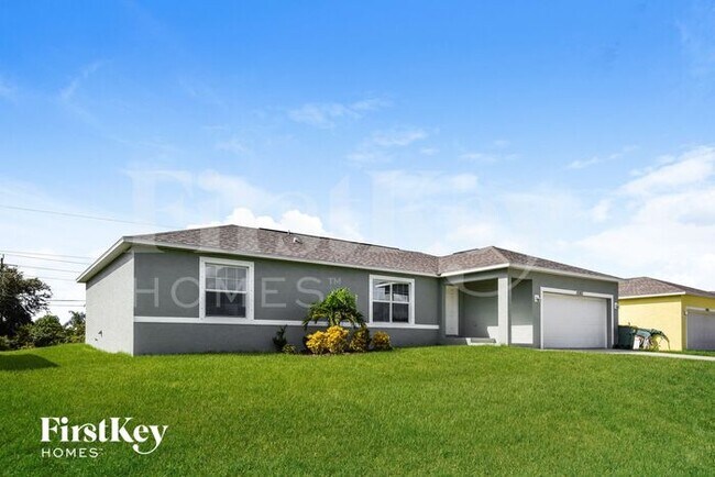 Building Photo - 10363 Grail Ave
