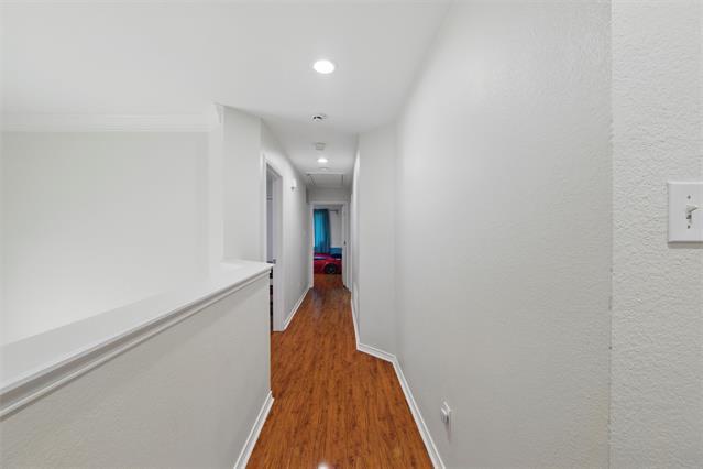 Building Photo - 204 Moss Hill Rd