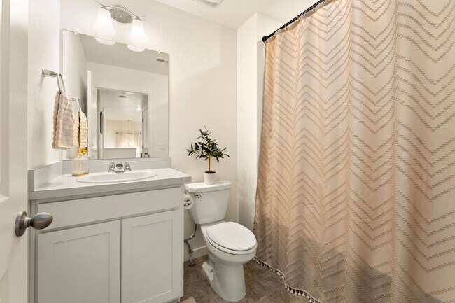 Building Photo - Updated 3-Bedroom Home With 3-Car Garage Close to Commuting, Coffee, and Gym