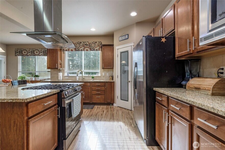 Building Photo - 1438 Farina Lp SE