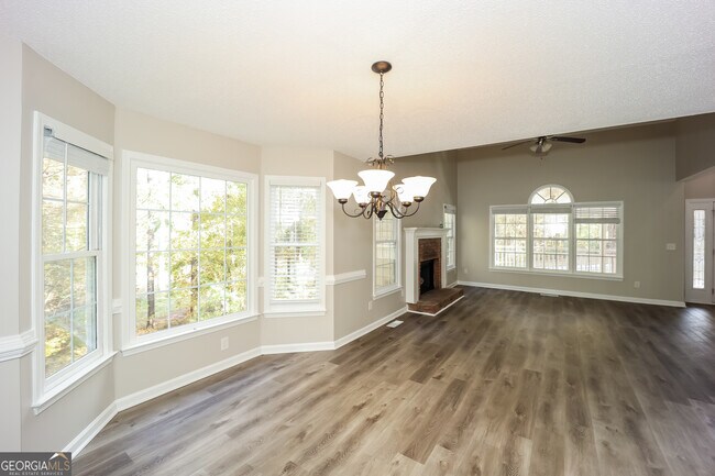 Building Photo - 130 Butterfield Ln