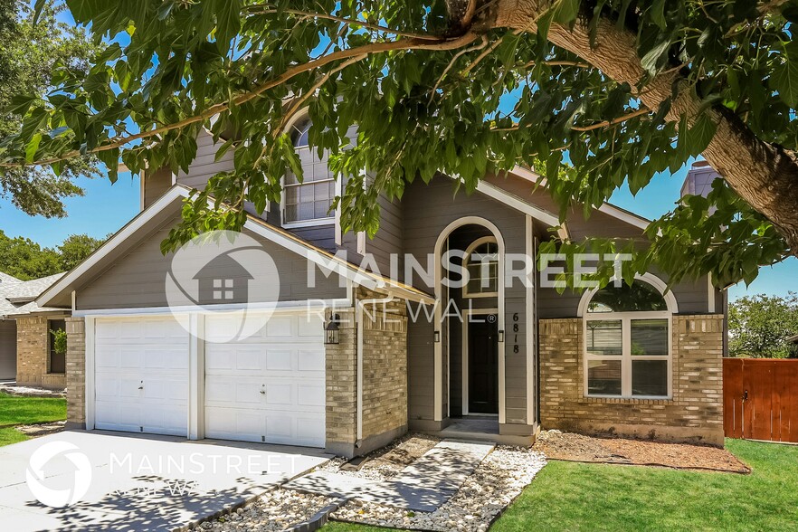 Building Photo - 6818 Still Lake Dr