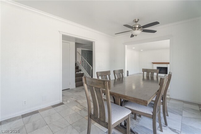 Building Photo - 2298 Golden Arrow Dr