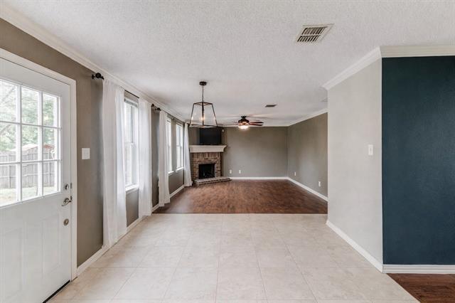 Building Photo - 3601 McClintick Rd