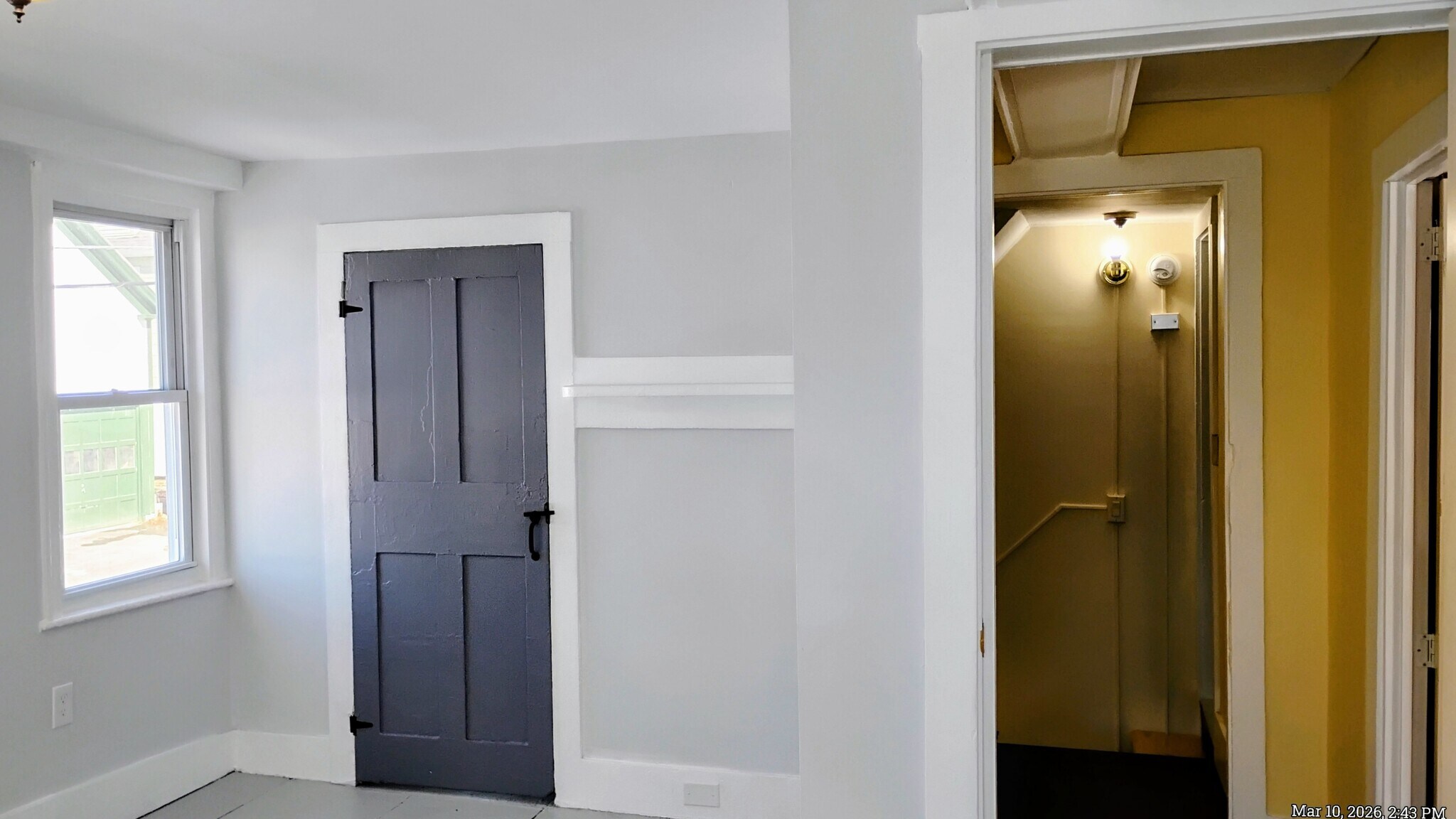 Master BR with deluxe close closet. - 44 Coolidge St
