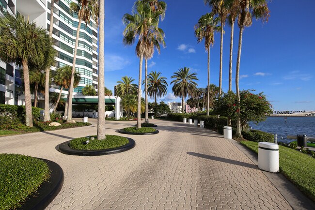 Building Photo - 888 Blvd of the Arts