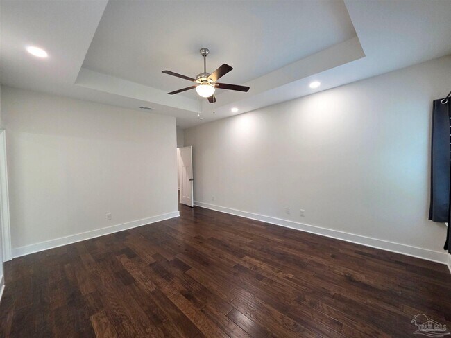 Building Photo - 4570 Omaha Dr