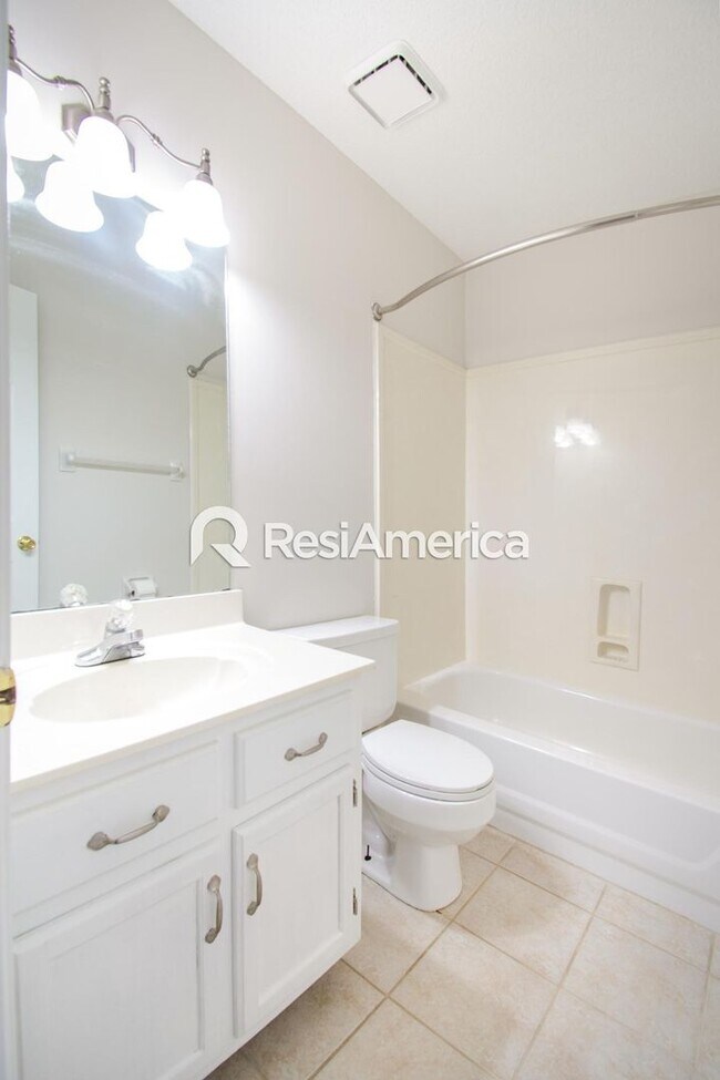 Building Photo - Newly Updated 4BR/2B home in Daybreak-Bart...