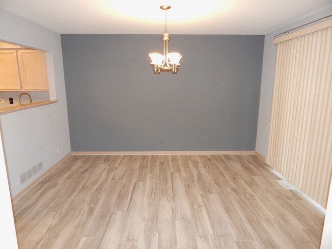 Building Photo - 2223 Seaver Ln