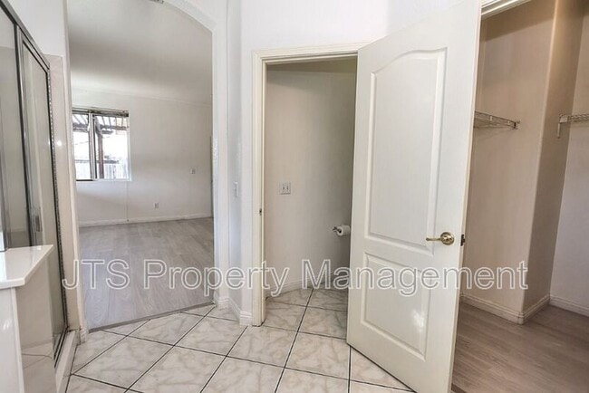 Building Photo - 7817 Westbourne Way