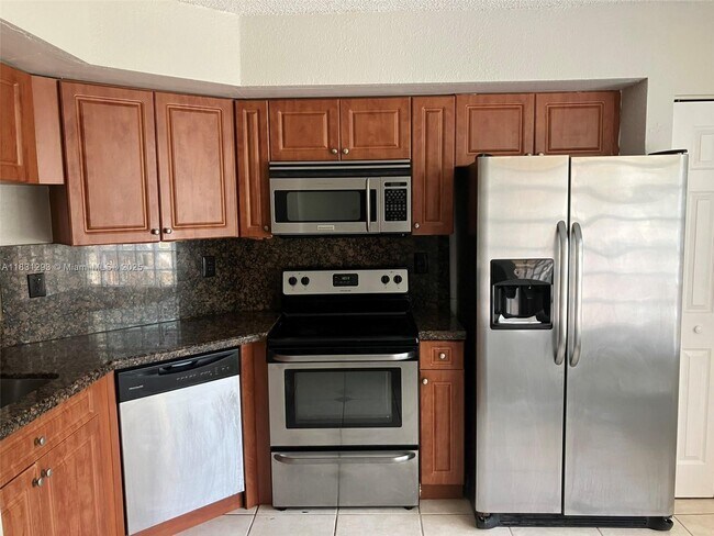 Building Photo - 13036 SW 88th Terrace N