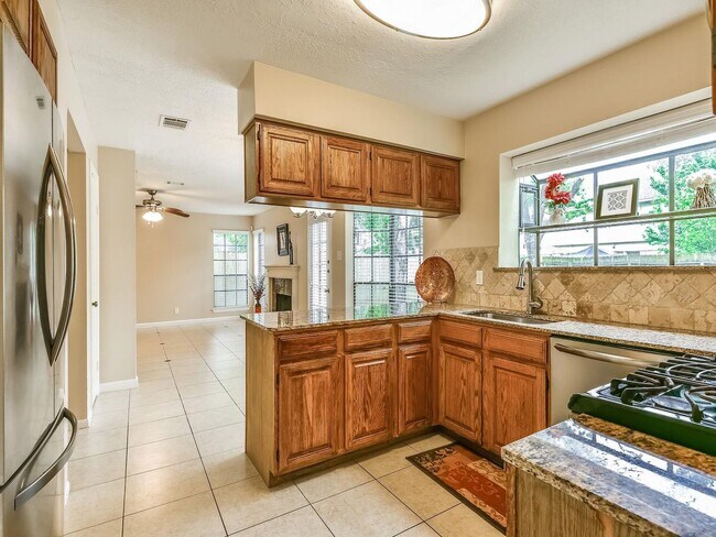 Building Photo - 14819 Cobre Valley Dr