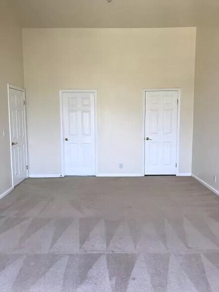 Building Photo - 260 Channing Way