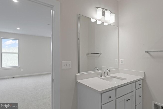 Building Photo - 2152 Glacier Rd