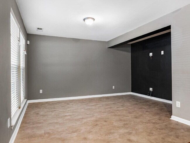 Building Photo - Third Ward Stunner-Uptown Location!