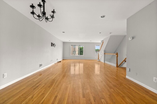 Building Photo - 2 Hops Commons Ct