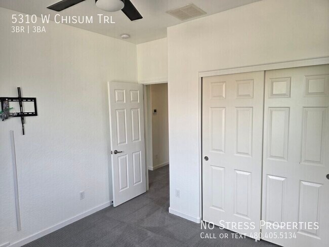 Building Photo - 5310 W Chisum Trail