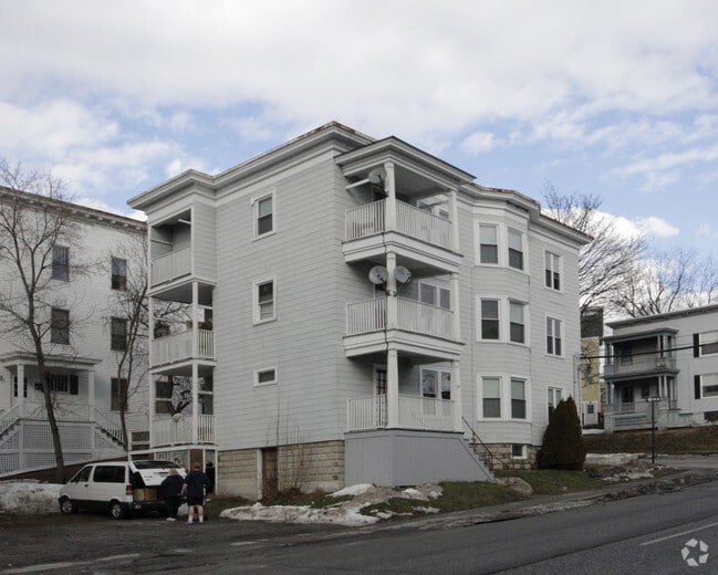 Building Photo - 15 Jefferson St