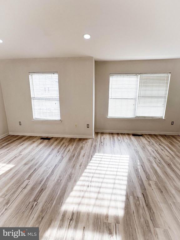 Building Photo - 5211 Duke Ct