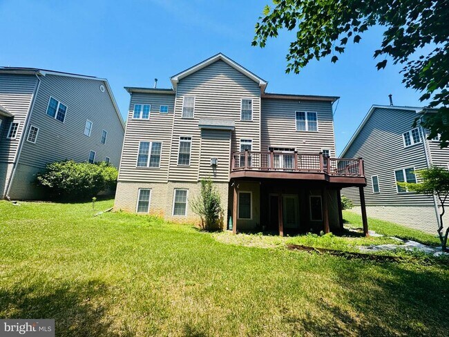 Building Photo - 10815 Catron Rd