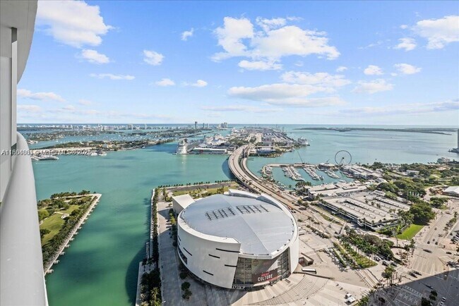 Building Photo - 888 Biscayne Blvd