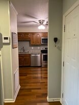 Building Photo - 816 Oak St