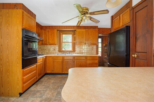 Building Photo - 1503 NY-9G