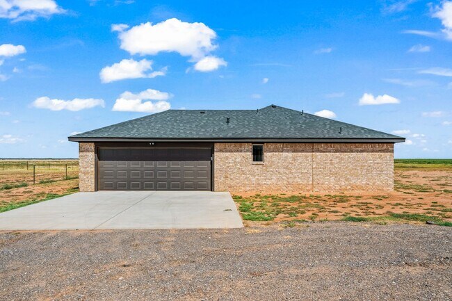 Building Photo - 10625 East C R 7400