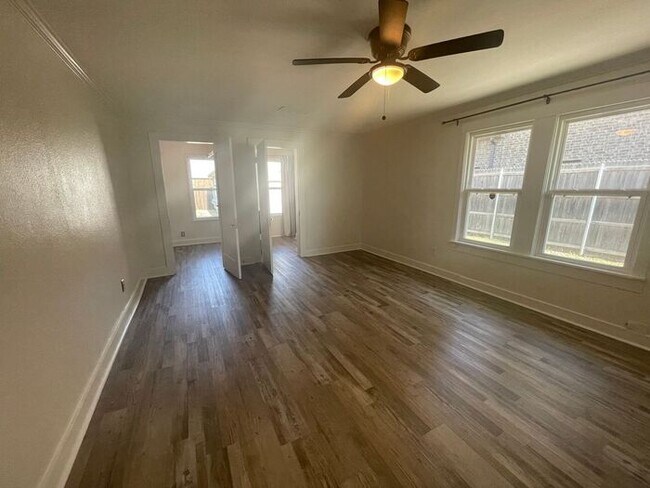 Building Photo - 2BD/2BA Bungalow in Monticello