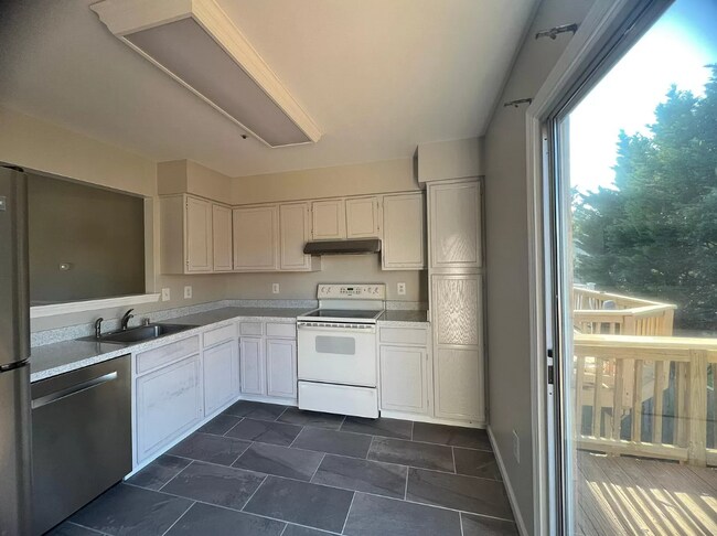 Building Photo - 11119 Cherryvale Ter