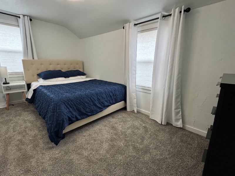 Building Photo - 735 N 6th Ave