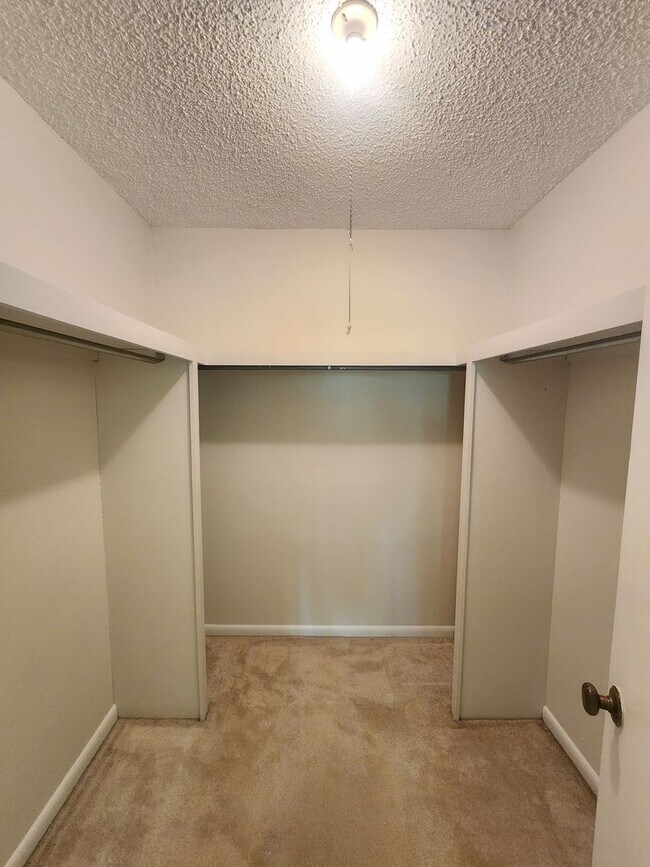 Building Photo - Crowfields Rental - 55+ Community