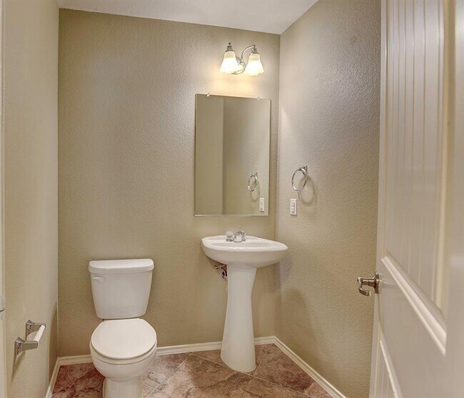 Building Photo - 5624 Emma Thompson Way