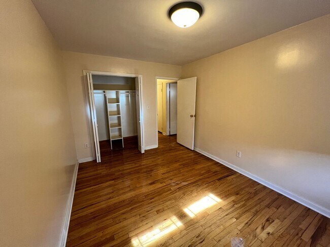 Building Photo - 224-19 Braddock Ave