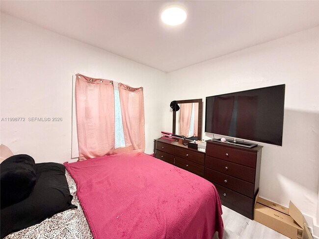 Building Photo - 597 NW 69th St