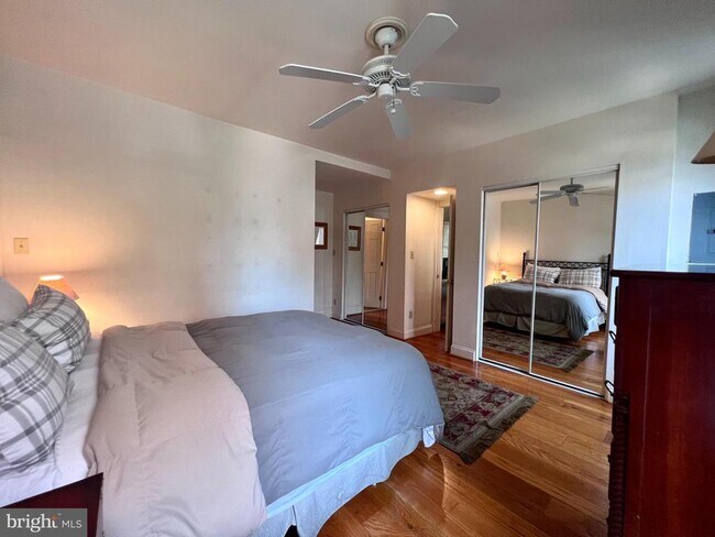 Building Photo - 1215 Gilpin Ave