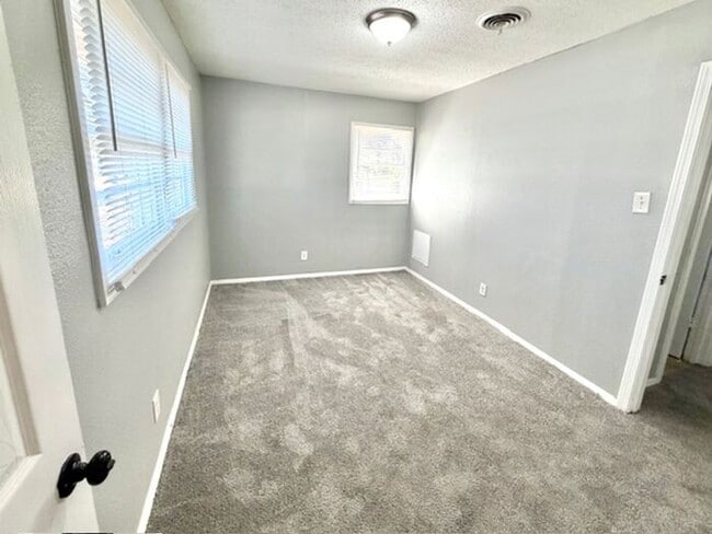 Building Photo - Renovated 3 BR home in the Frayser area, Now Available!