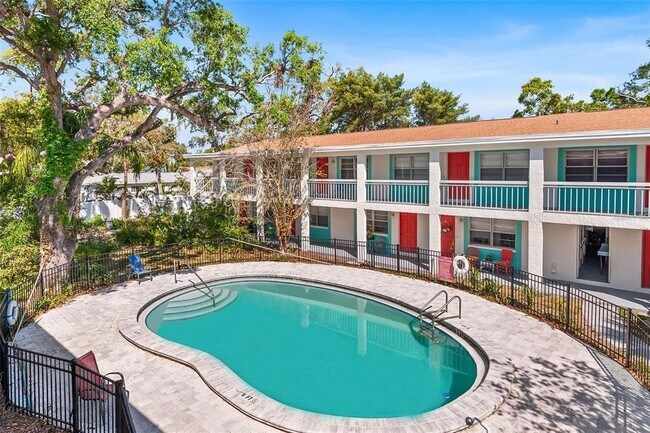 Building Photo - 2865 51st St S