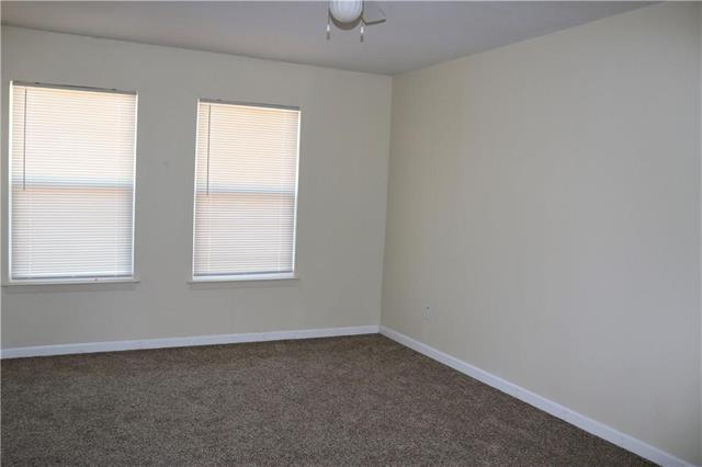 Building Photo - 6319 Walraven Cir
