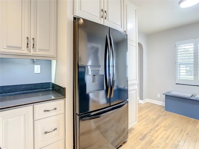 Building Photo - 5400 3rd Ave N