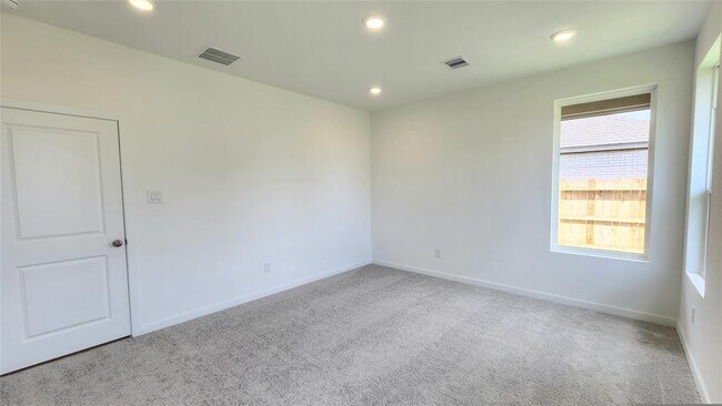 Building Photo - 28815 Texas Sparrow Ln