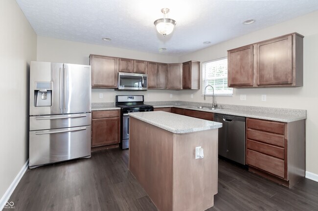 Building Photo - 2755 Bluewood Way