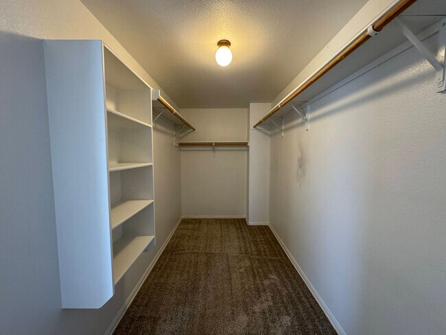 Building Photo - 507 Taurus Dr