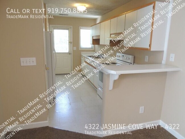 Primary Photo - 4322 Jasmine Cove Way
