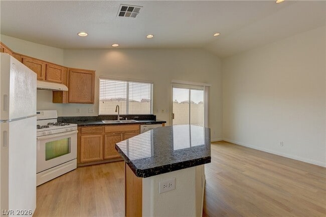 Building Photo - 3362 Wrangell Mountain St