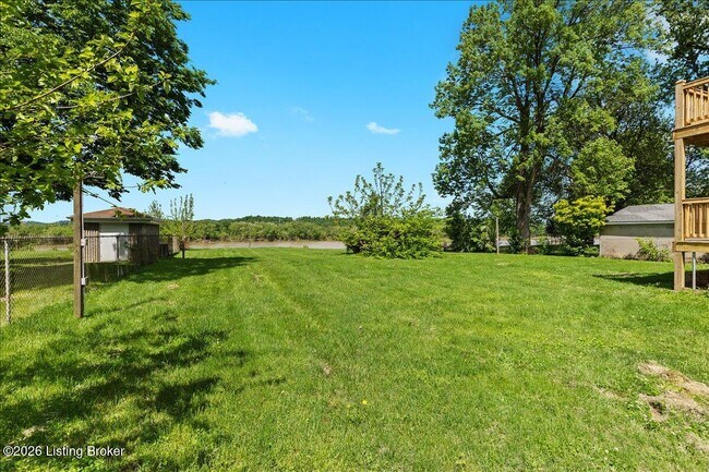 Building Photo - 1018 S 47th St