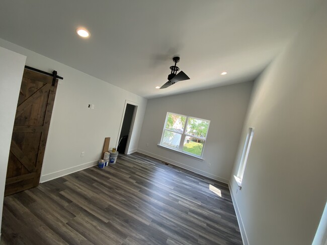 Building Photo - 3842 Duck Creek Rd